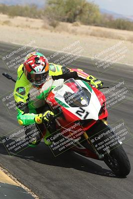 media/May-05-2025-Moto Forza (Mon) [[3c1838c5e5]]/2-B Group/Session 2 (Turn 7 Inside)/